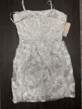 Ivory Strapless Floral Lace Mini Dress